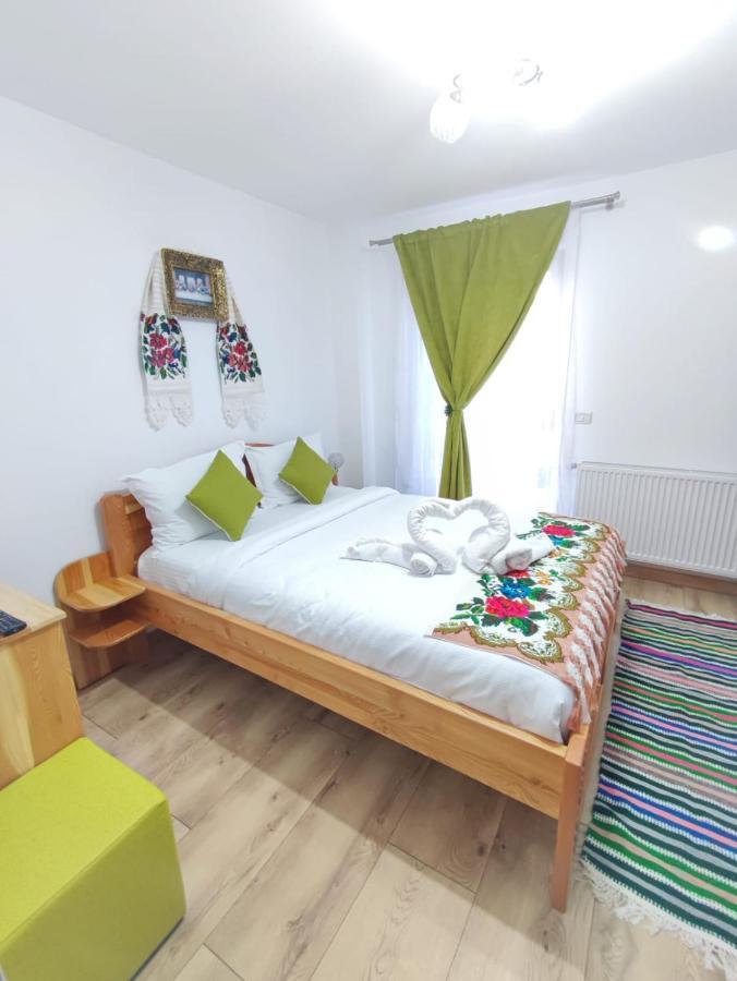 Vila Casa Hatere Moisei Buitenkant foto